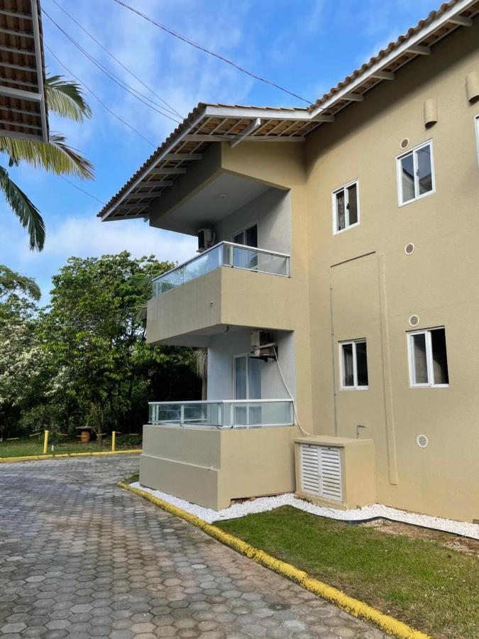 Apto Em Condominio No Centro De Bombinhas, Proximo Da Praia Экстерьер фото