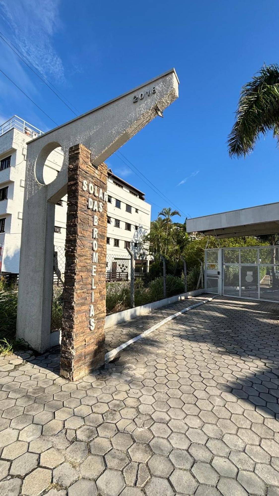 Apto Em Condominio No Centro De Bombinhas, Proximo Da Praia Экстерьер фото