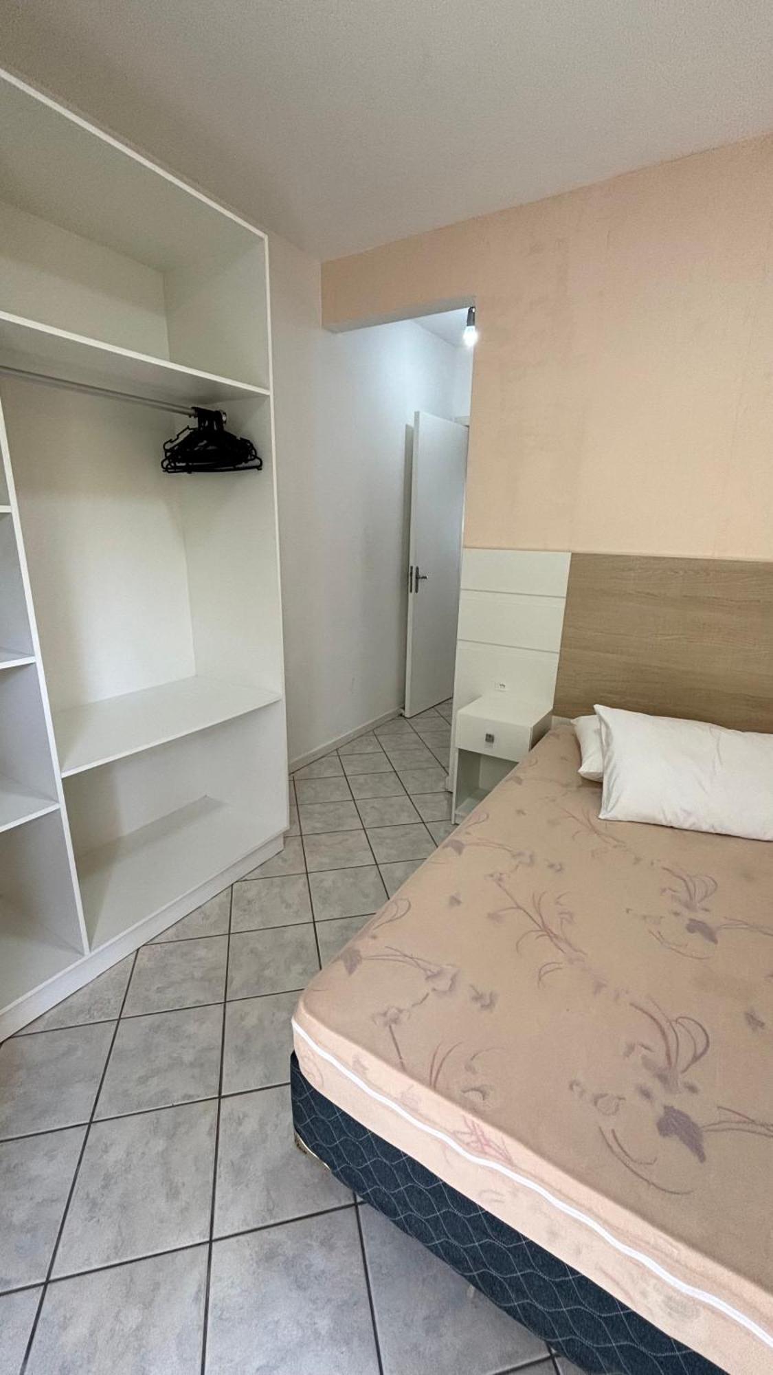 Apto Em Condominio No Centro De Bombinhas, Proximo Da Praia Экстерьер фото